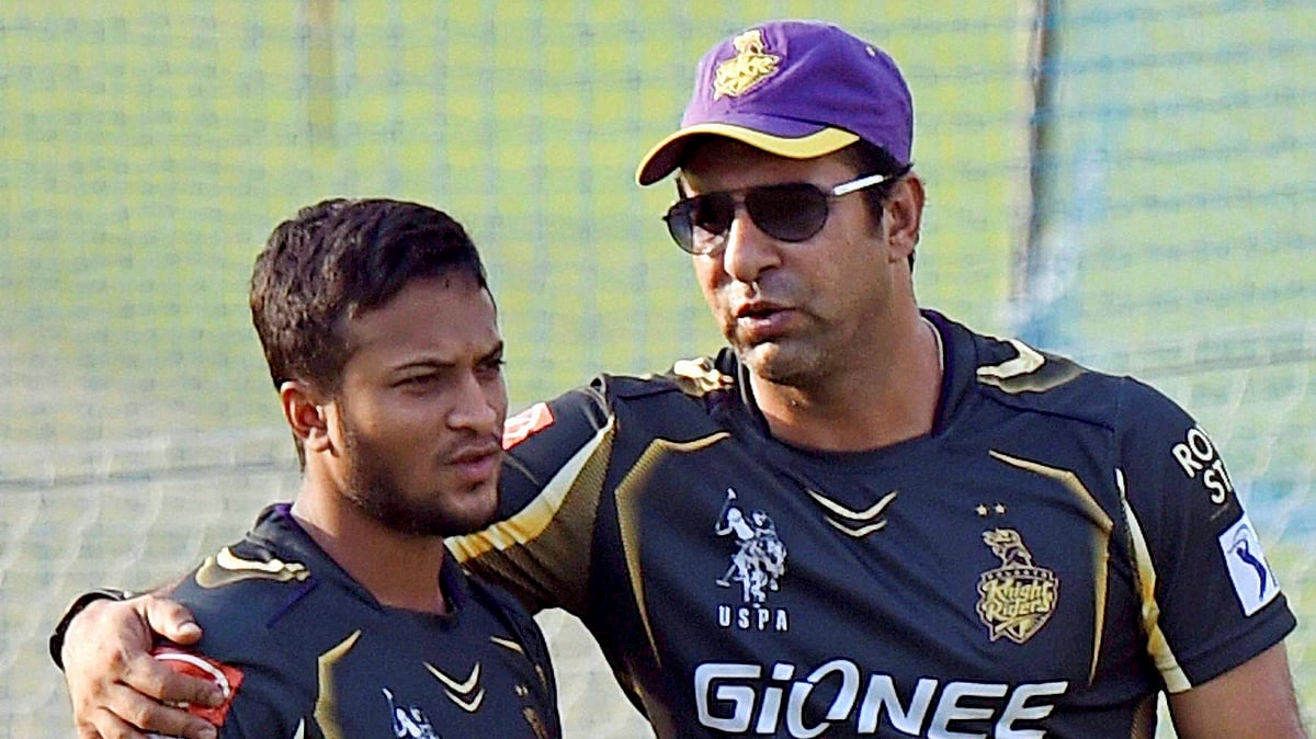 Kolkata Knight Riders Bowling Coach Wasim Akram to Miss IPL 2017